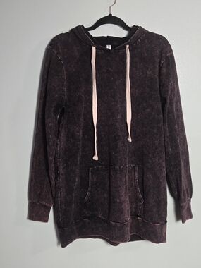 (3/$25) Zenana Signature Acid Wash Burgundy Plum Long Sleeve Hoodie Size Medium
